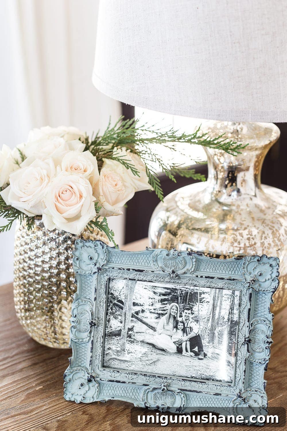 6 Post-Christmas Tips to Make Your Home Cozy 6 Display meaningful mementos and family photos