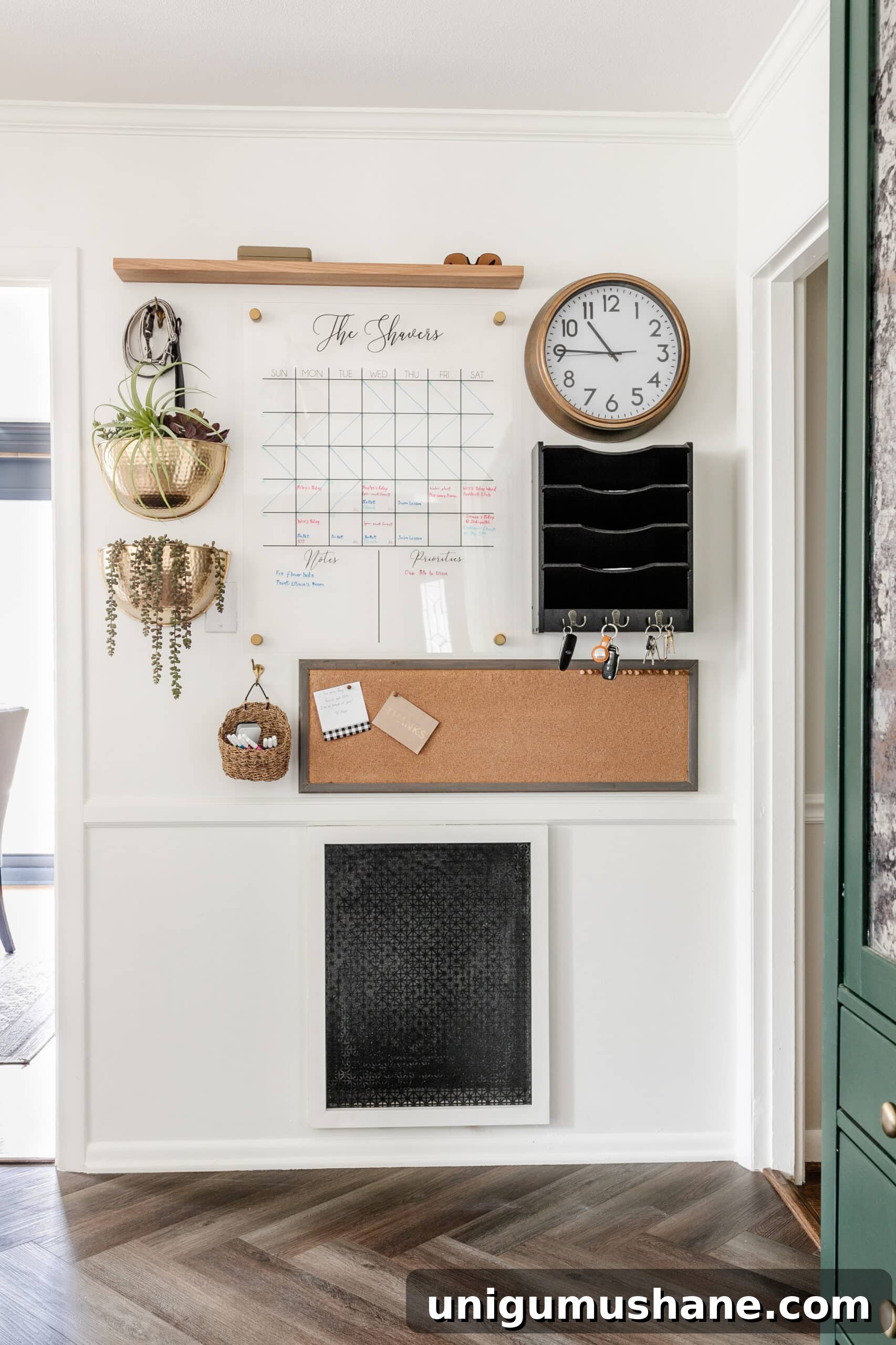 Family Command Center: Practical Setup for an Organized Home 6 kitchen command center wall for family organization using calendar, mail sorter, key rack, and memo board