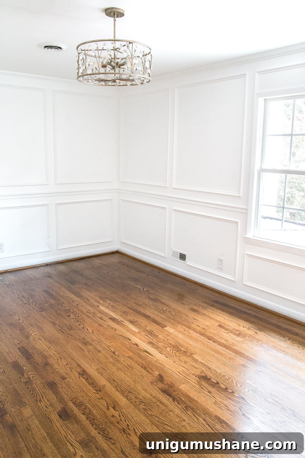 Timeless Interior Design Trends for Your Home 20 medium brown hardwood floors for a classic interior design look
