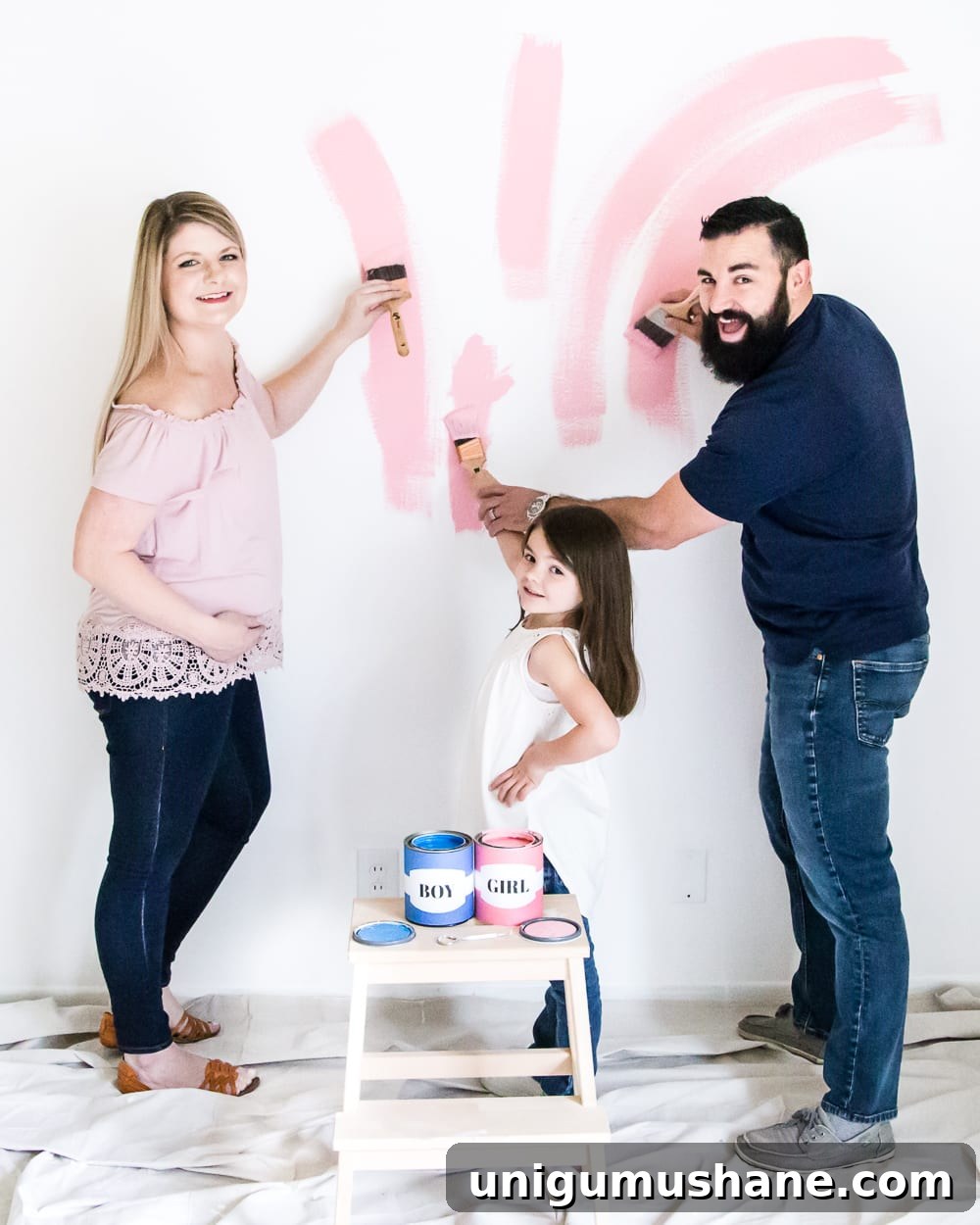 Sprout-Themed Baby Gender Reveal Ideas 6 A gender reveal photo shoot using wall paint for the nursery. #genderreveal #heorshe #boyorgirl #nursery #genderphotoshoot #DIYgenderreveal