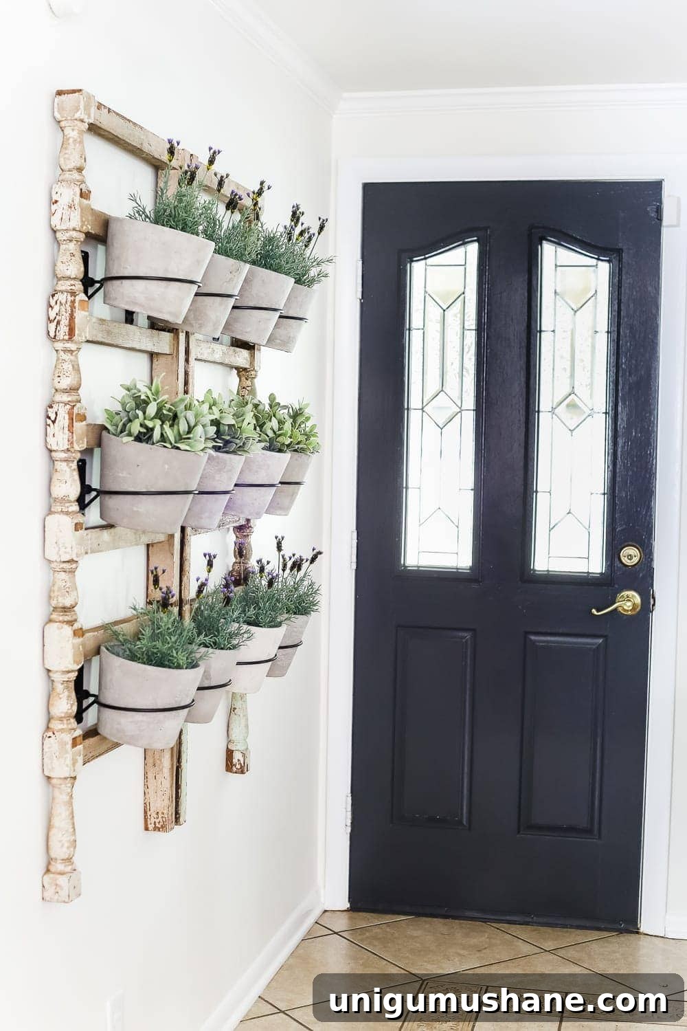 10 Stylish Ways to Make Your Home Kid-Friendly 16 kid-friendly home - fake plants