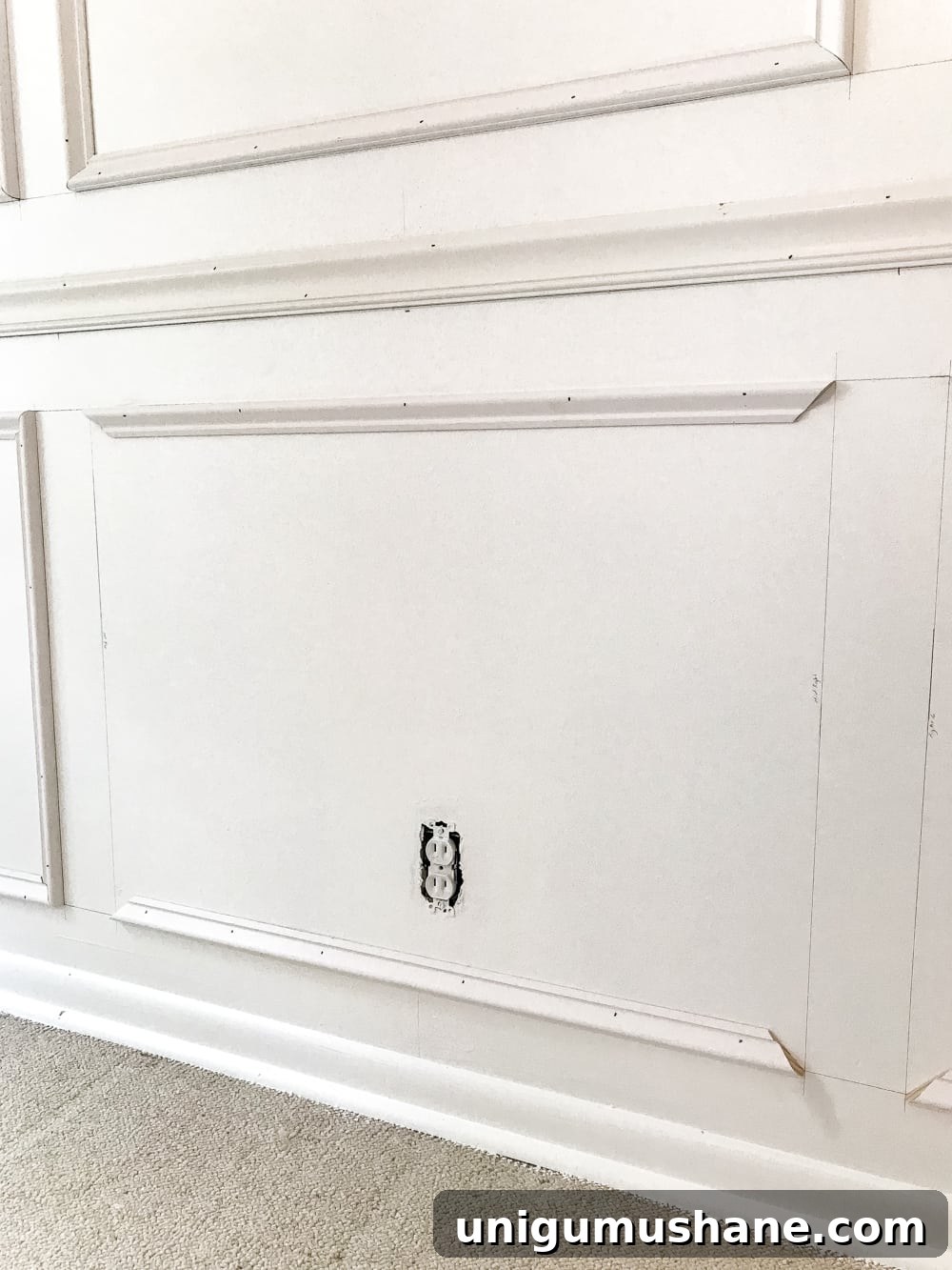 diy picture frame molding