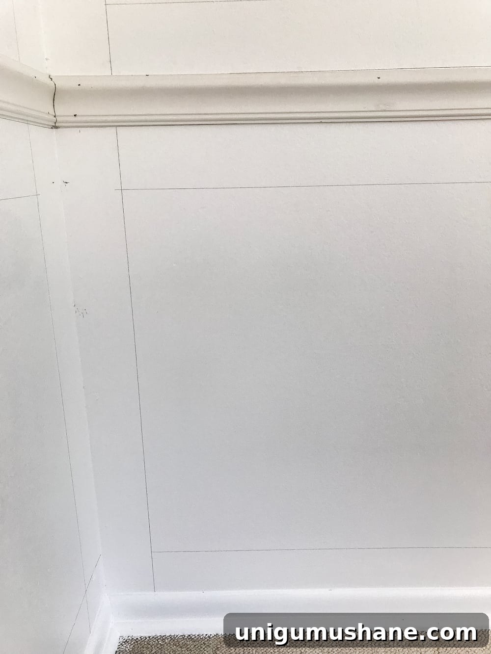 diy picture frame molding - mark using a spacer to make measuring faster and take out the guess work