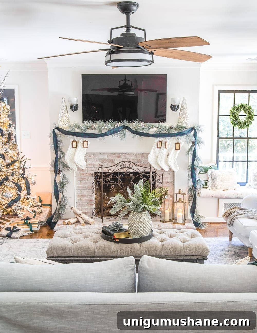 Holiday Housewalk 2018: Explore Stunning Festive Homes 21 img 31494 27