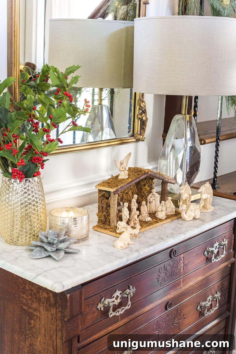 Holiday Housewalk 2018: Explore Stunning Festive Homes 5 img 31494 4
