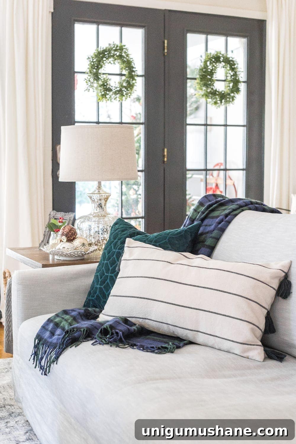 Holiday Housewalk 2018: Explore Stunning Festive Homes 34 img 31494 41