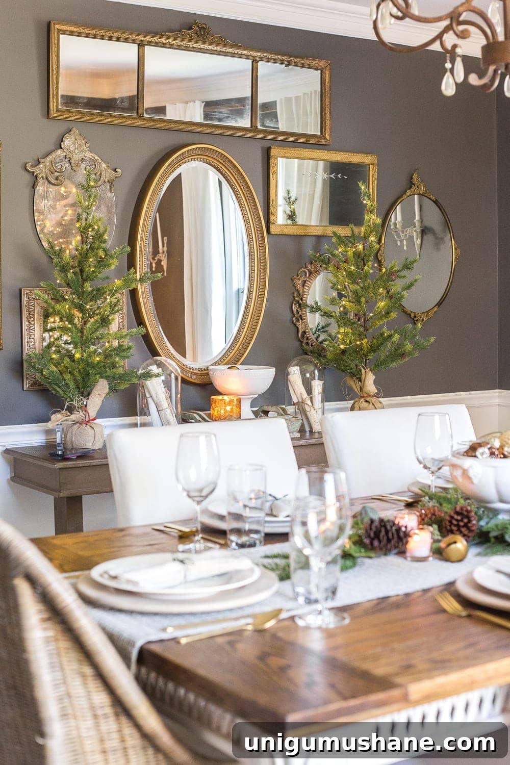 Holiday Housewalk 2018: Explore Stunning Festive Homes 9 img 31494 9
