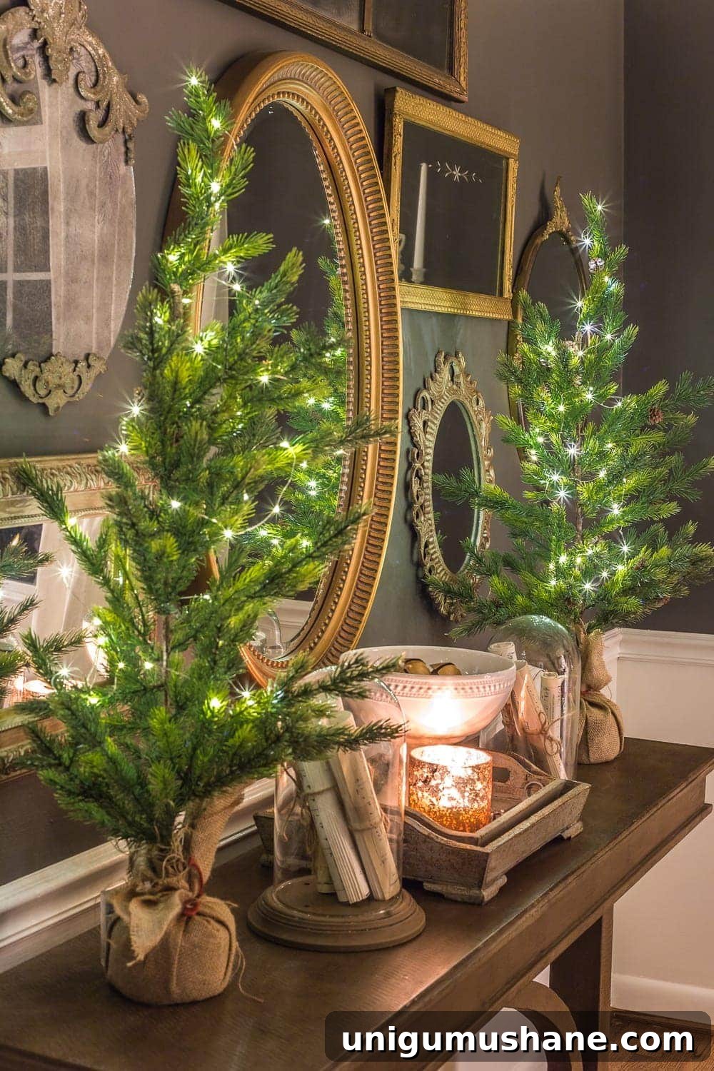Candlelit Christmas Night Tour 2018 4 Christmas Candlelight Night Tour | Dining Room Mirror Gallery Wall