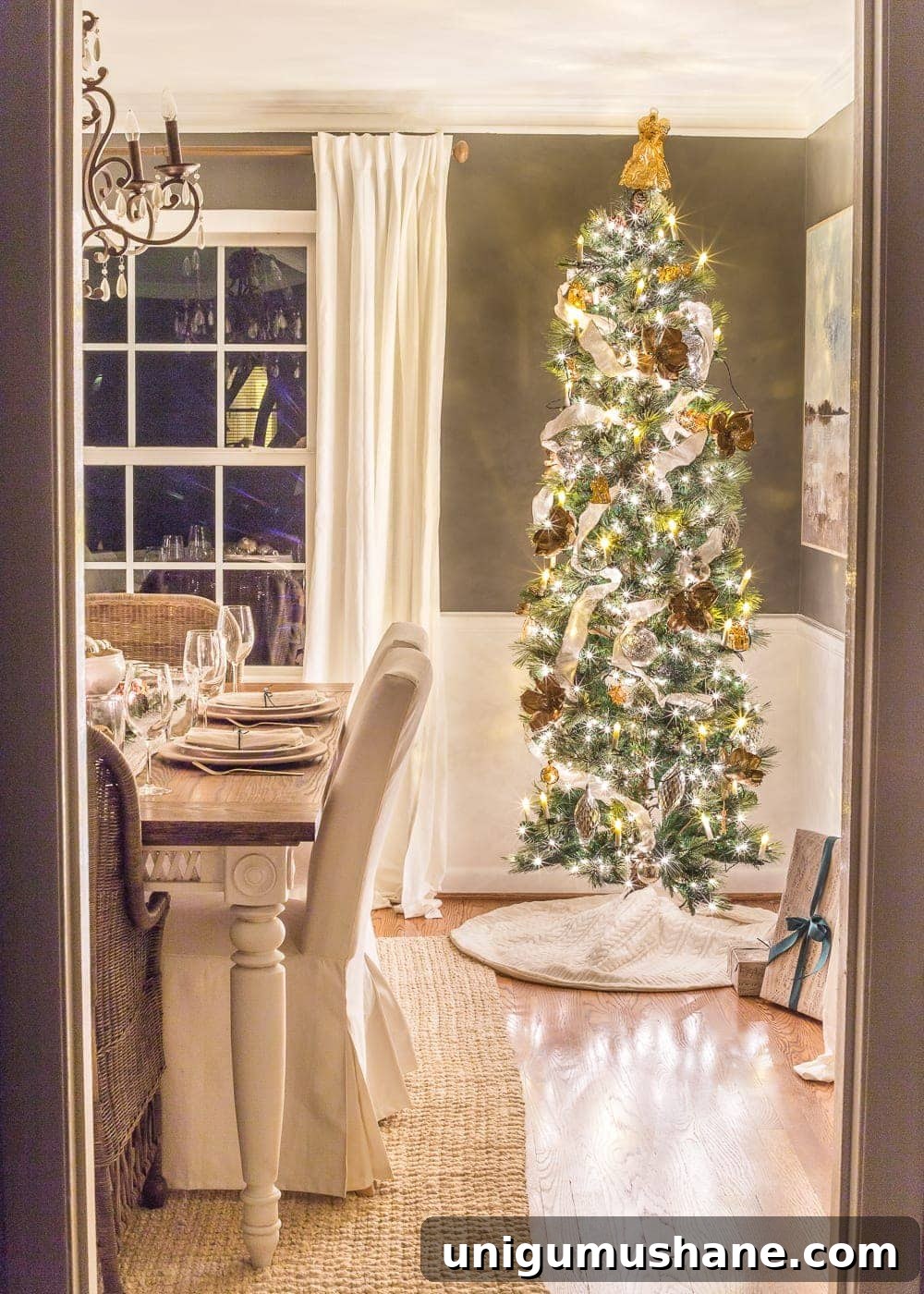 Candlelit Christmas Night Tour 2018 6 Christmas Candlelight Night Tour | Dining Room