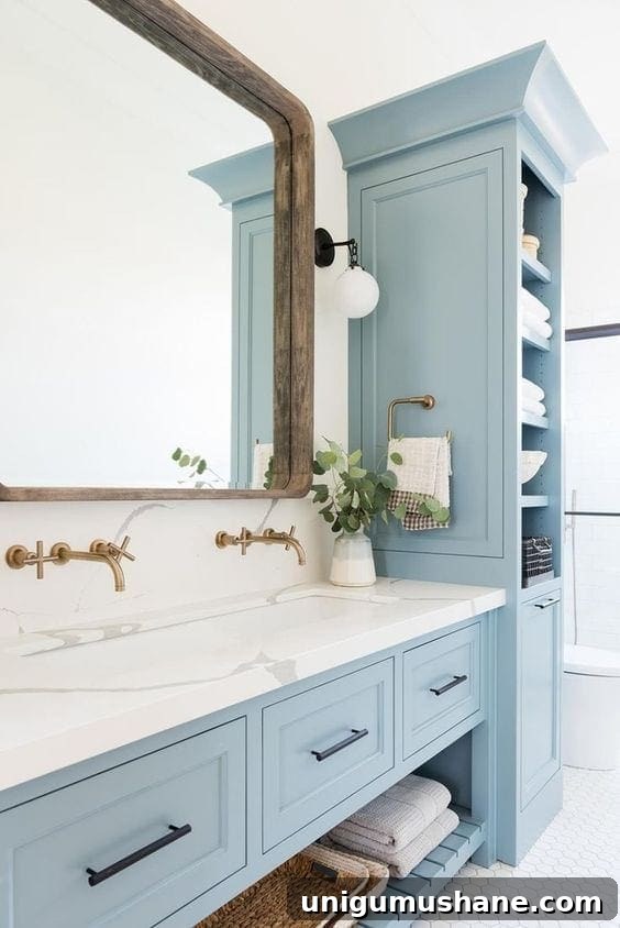 Master Bathroom Remodel Ideas and Mood Board 6 img 31729 5