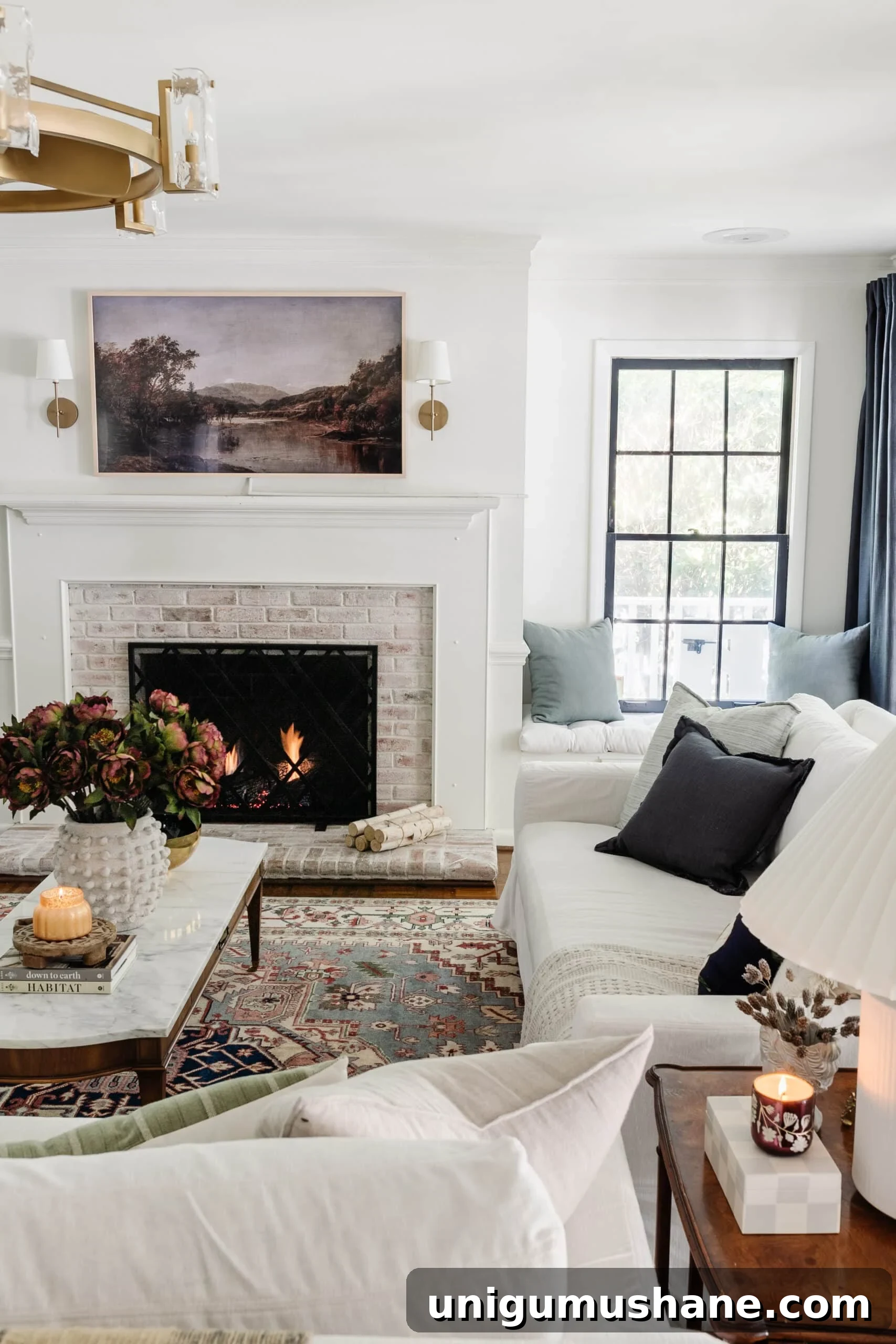 15 Stylish Ways to Hide Household Eyesores 3 how to hide wall mounted TV wires with cord covers