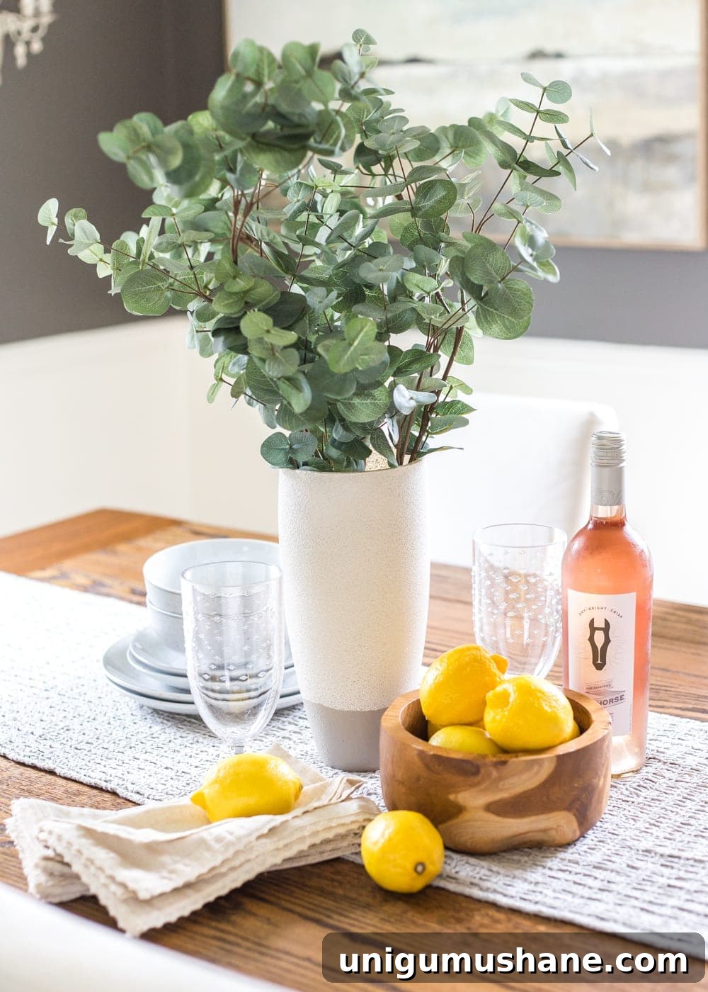 How to Turn a Thrifted Vase into Stoneware 3 How to add a stoneware look to thrifted glass vases and bottles using just paint. #stoneware #diystoneware #stonewarevase