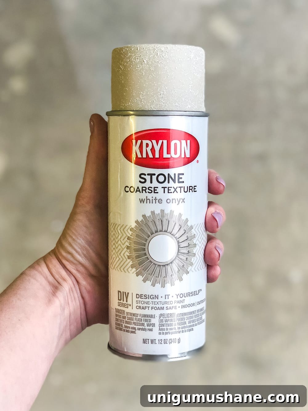 How to Turn a Thrifted Vase into Stoneware 4 How to add a stoneware look to thrifted glass vases and bottles using just paint. #stoneware #diystoneware #stonewarevase