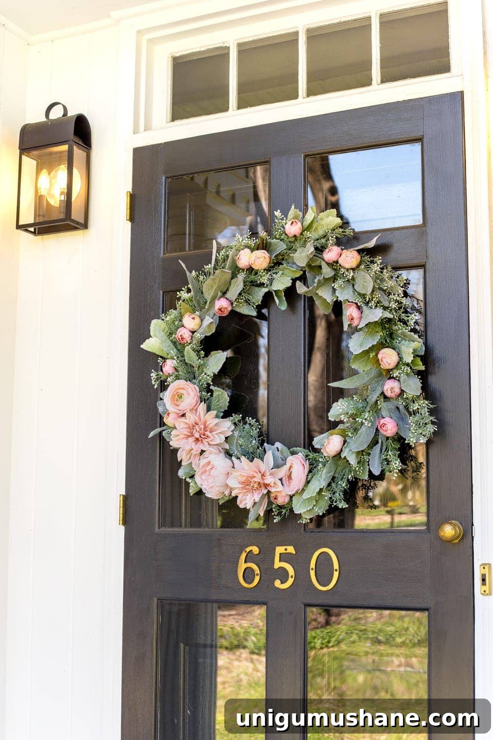 6 Ways to Refresh Your Front Porch for Spring | Tips for sprucing up your front porch to bring it out of winter's hibernation mode and wake it up for spring. #springporch #frontporch #porchstoop #porchdecor #porchdecorating