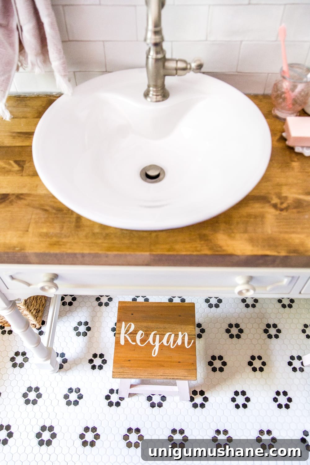Build Custom Step Stools: DIY Plans and Personalized Ideas 10 DIY Personalized Step Stools | blesserhouse.com - One easy trick to personalize any piece of wood to paint names and designs on signs and furniture inexpensively. #personalizedstepstool #diysign #diymonogram