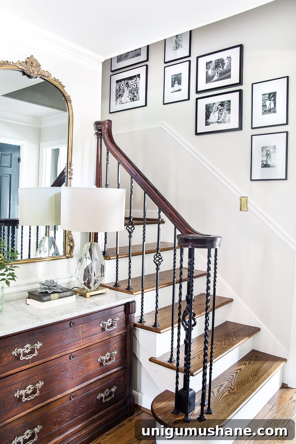 8 Sentimental Home Art Ideas to Showcase Your Memories 14 Sentimental art idea - hang a gallery wall of favorite family photos