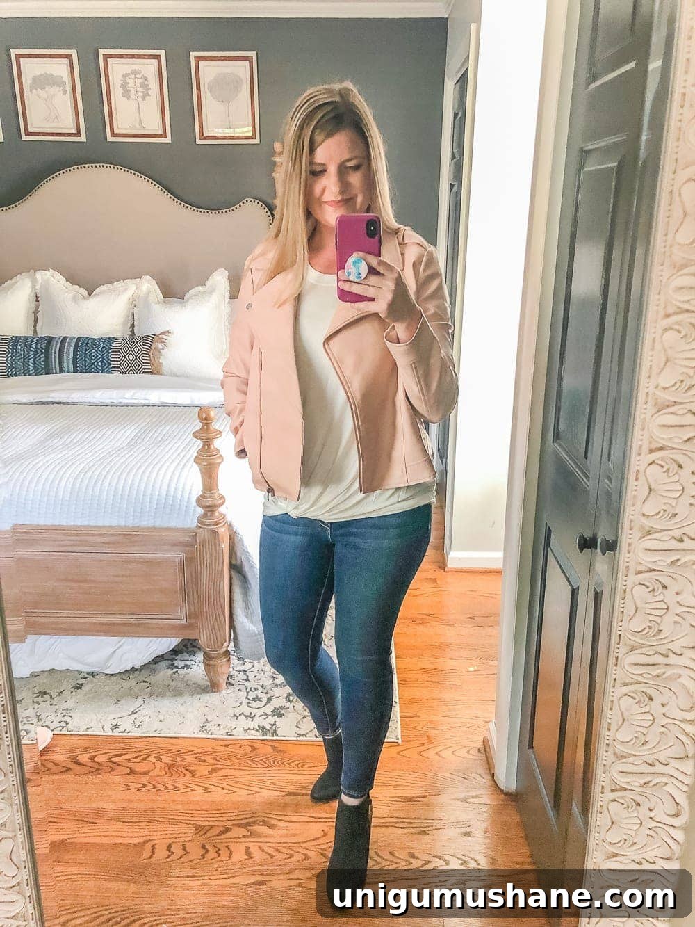 7 Inexpensive Tummy Hiding Mom Friendly Fall Outfits | blush moto jacket, jeans, tie waist tee, booties