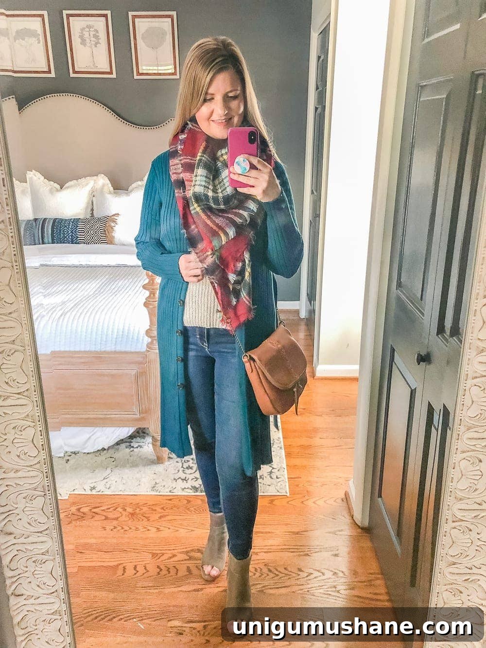 7 Inexpensive Tummy Hiding Mom Friendly Fall Outfits | sweater tank, jeans, long cardigan, plaid scarf, cognac crossbody bag, peep toe block heel booties
