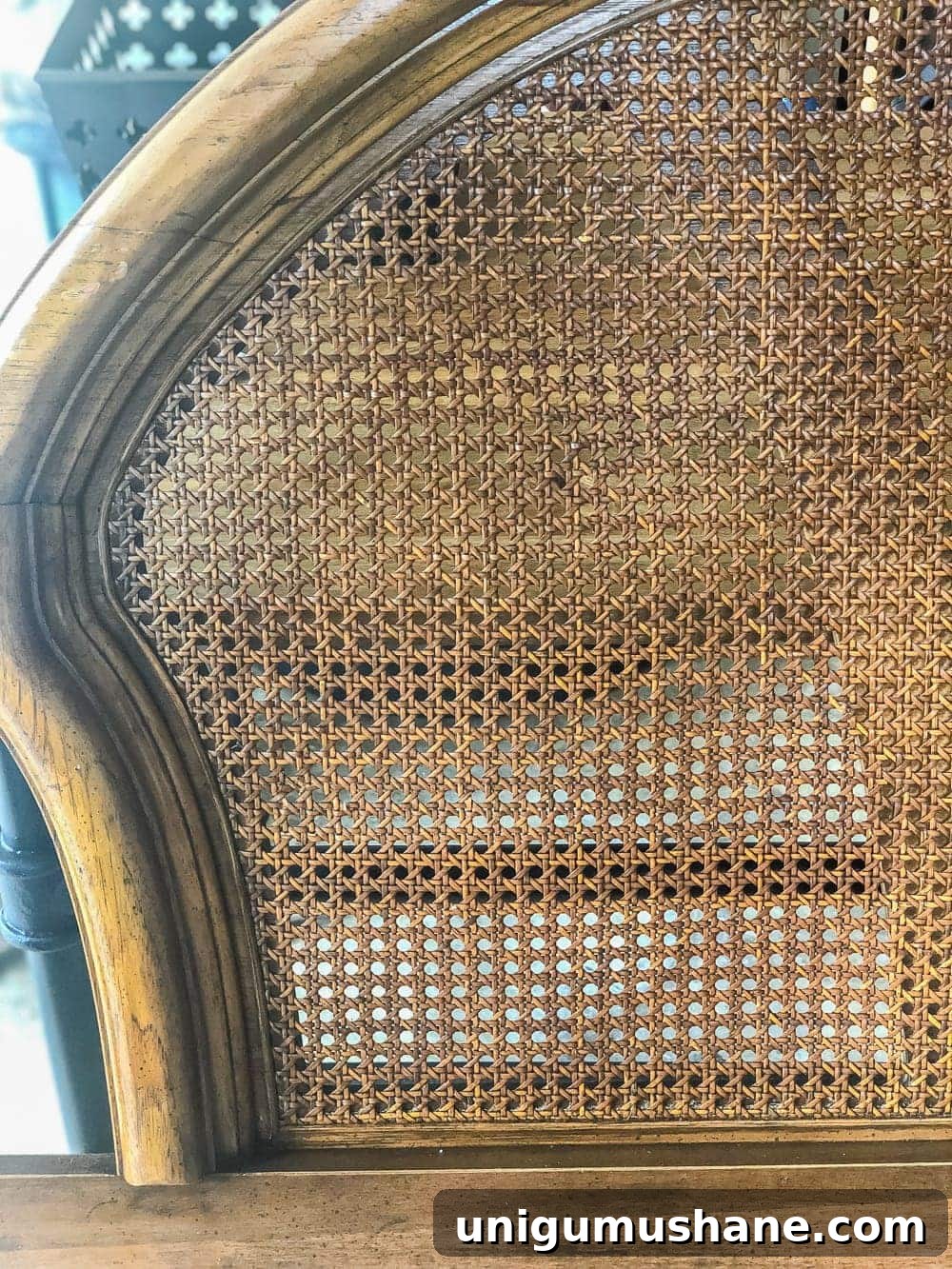 How to Restore Worn Caned Furniture and Seats 2 How to restore worn cane furniture