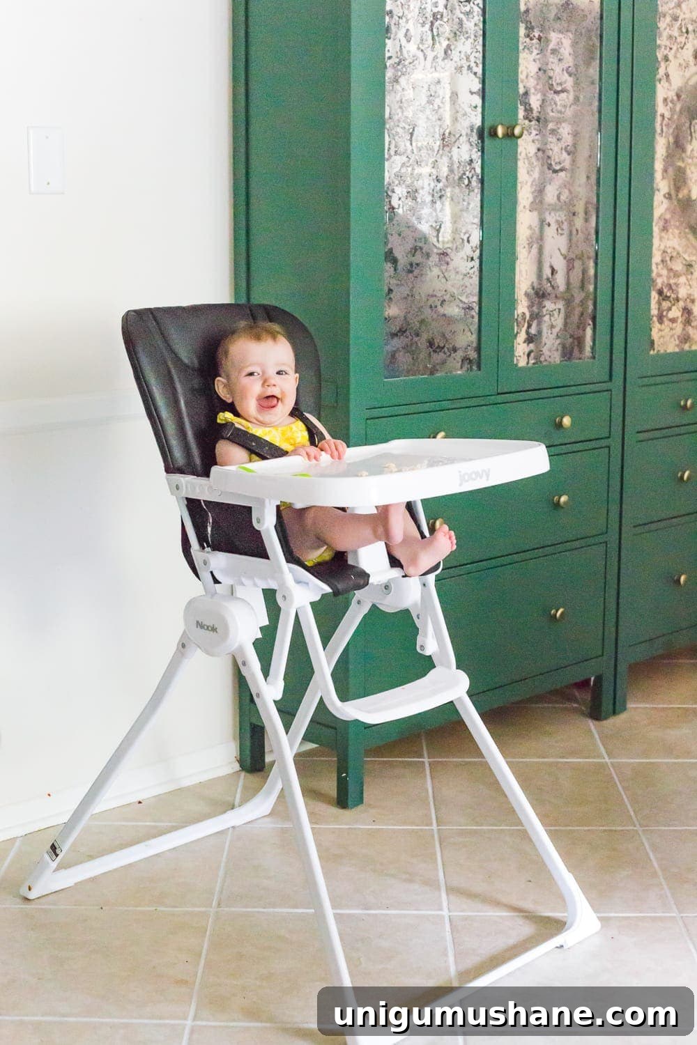 Minimalist Baby Gear and Vintage Toys for Stylish Nurseries 3 A round-up shopping guide of the most highly rated streamlined modern baby gear and vintage-inspired STEAM toys to inspire sensory development.