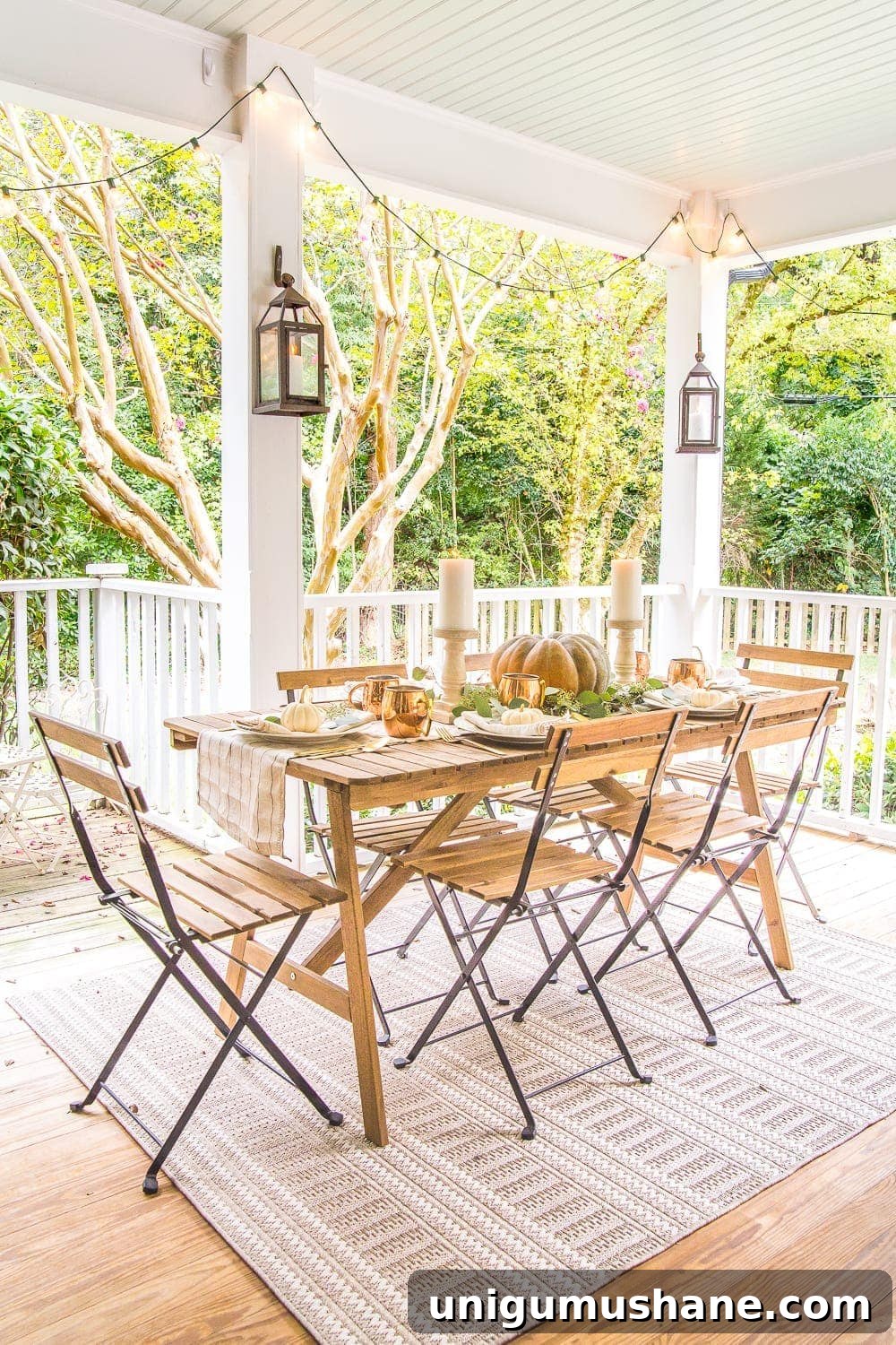 Fall Porch Capsule: Choosing Timeless Outdoor Decor 4 Fall Back Porch | How to style your outdoor spaces for autumn using capsule decor items that will last throughout the seasons and get the most bang for your buck.