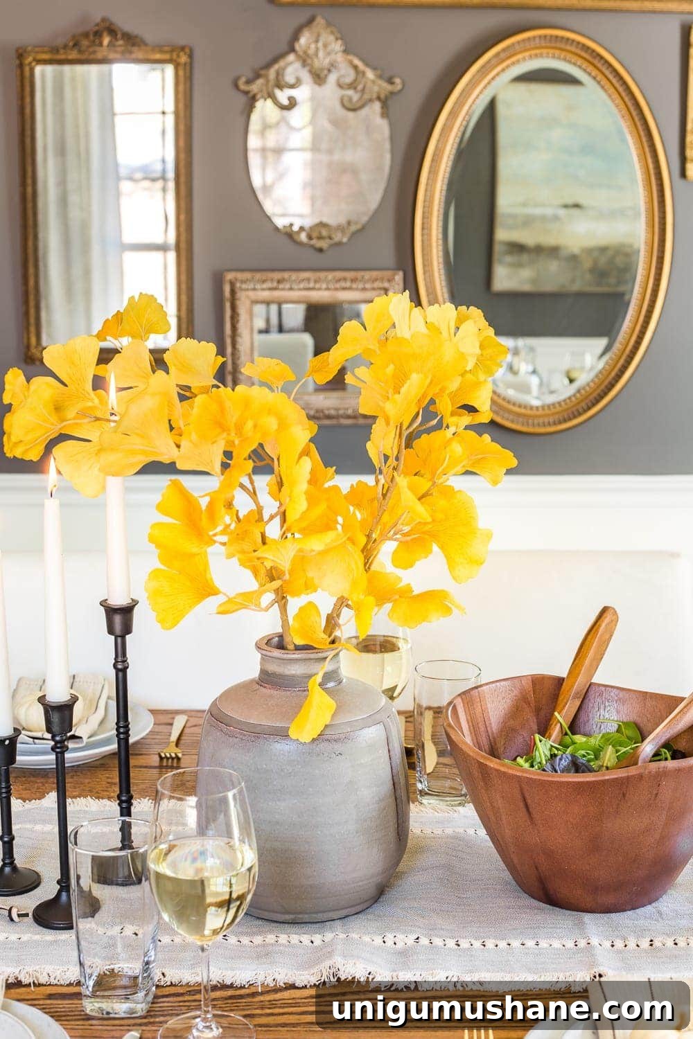 8 Capsule Staples for a Stylish Thanksgiving Tablescape 5 Modern meets traditional fall dining room set for Thanksgiving