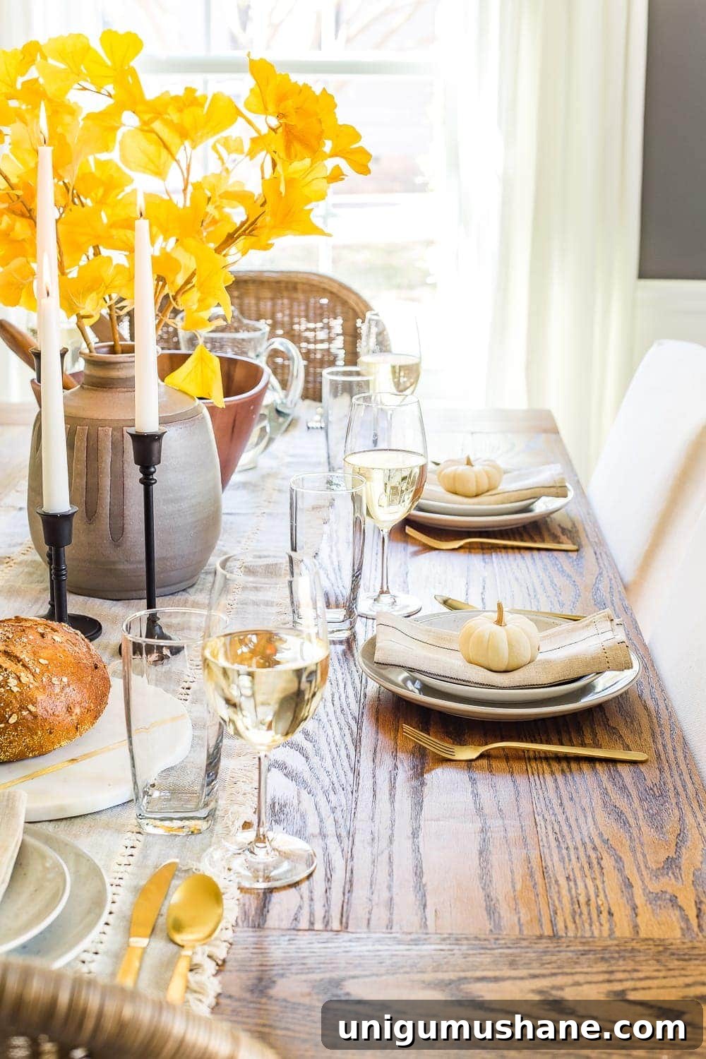 8 Capsule Staples for a Stylish Thanksgiving Tablescape 8 Modern meets traditional fall dining room set for Thanksgiving
