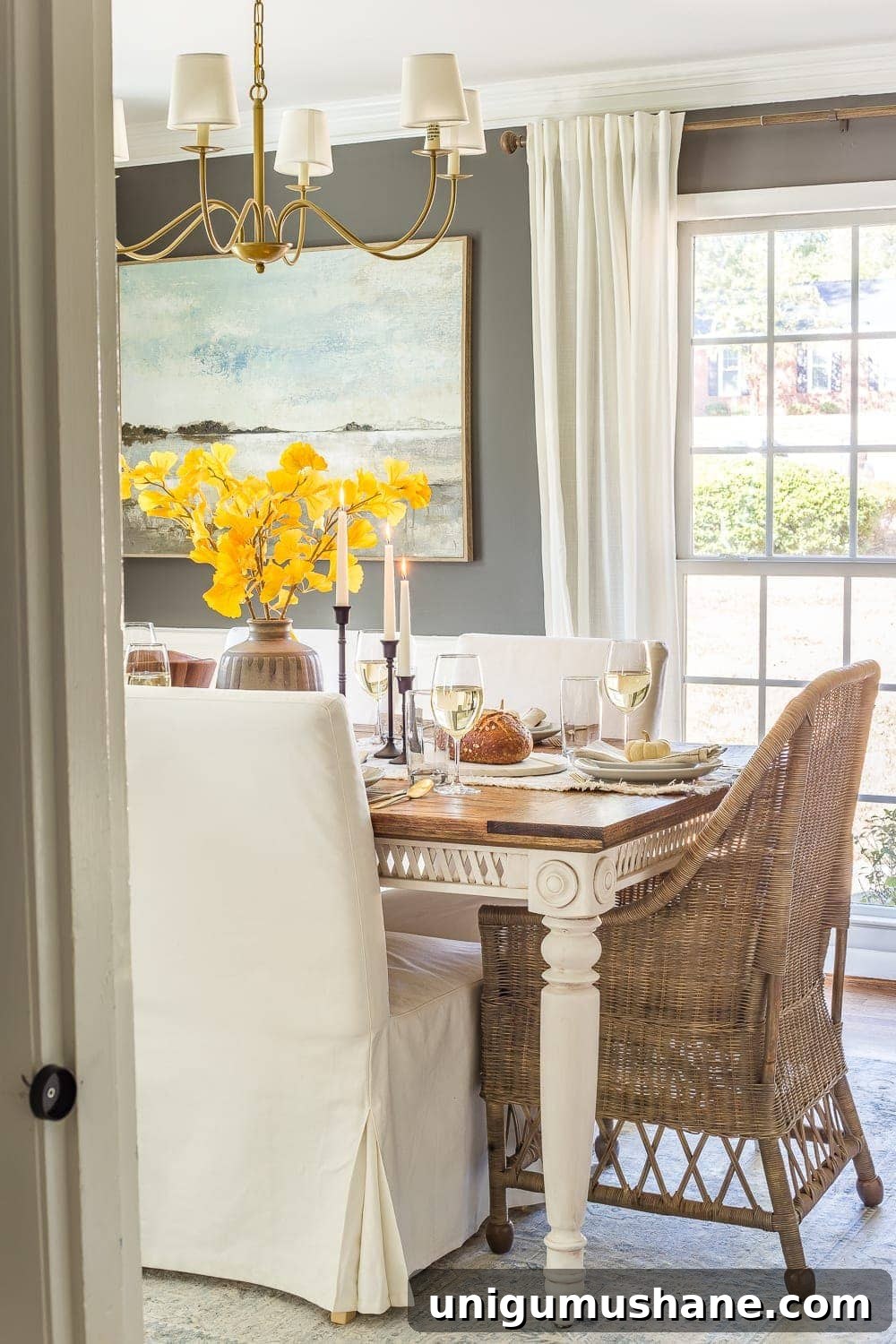 8 Capsule Staples for a Stylish Thanksgiving Tablescape 9 Modern meets traditional fall dining room set for Thanksgiving