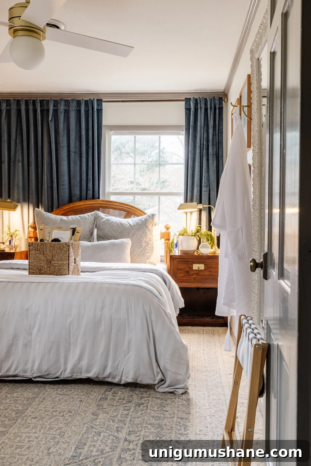 Guest Bedroom Amenities: What Your Visitors Really Need 2 guest room amenities welcome basket