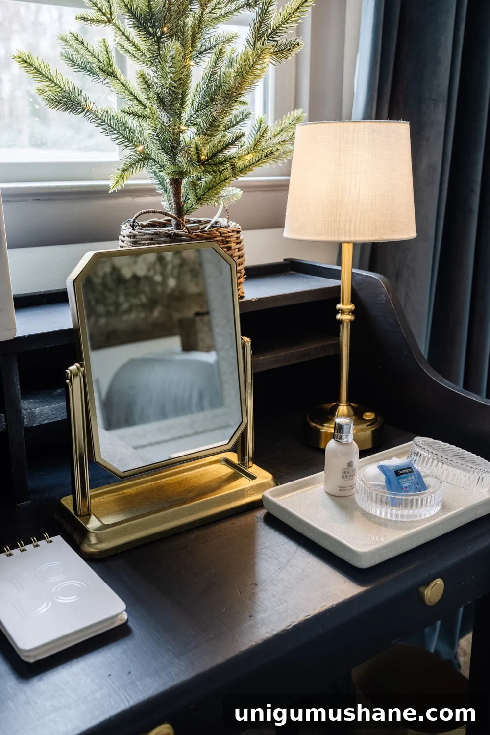 Guest Bedroom Amenities: What Your Visitors Really Need 10 guest room amenities welcome basket