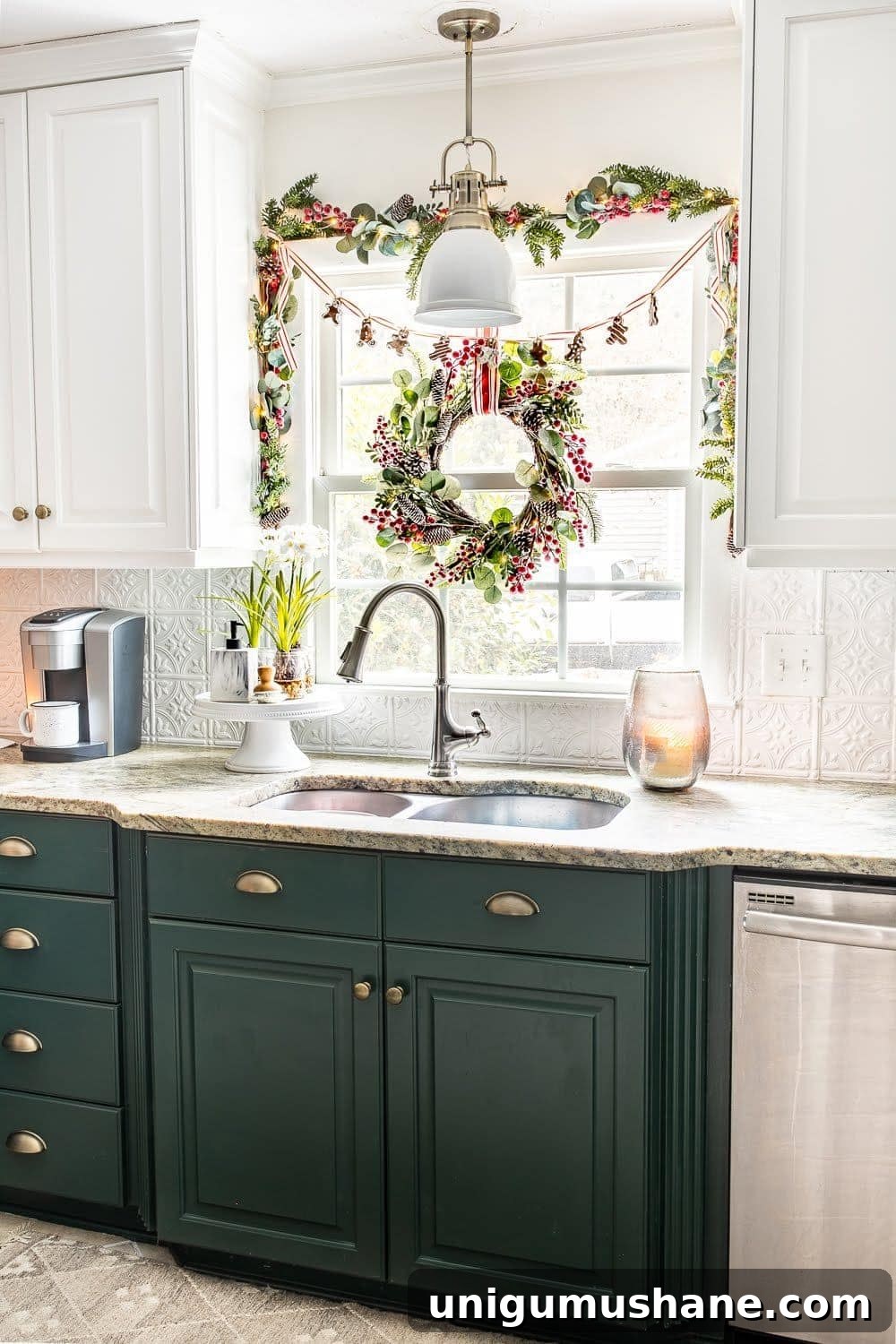 2019 Holiday Housewalk: Festive Home Tour Highlights 11 Christmas decor ideas | Hang a wreath and garland on a kitchen window
