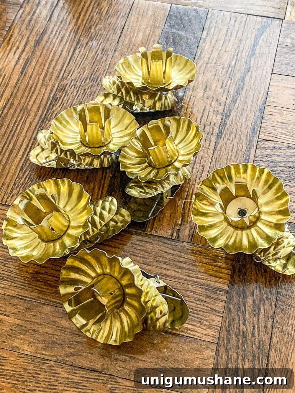DIY Antique-Style Christmas Tree Candles 4 brass tree candle clips