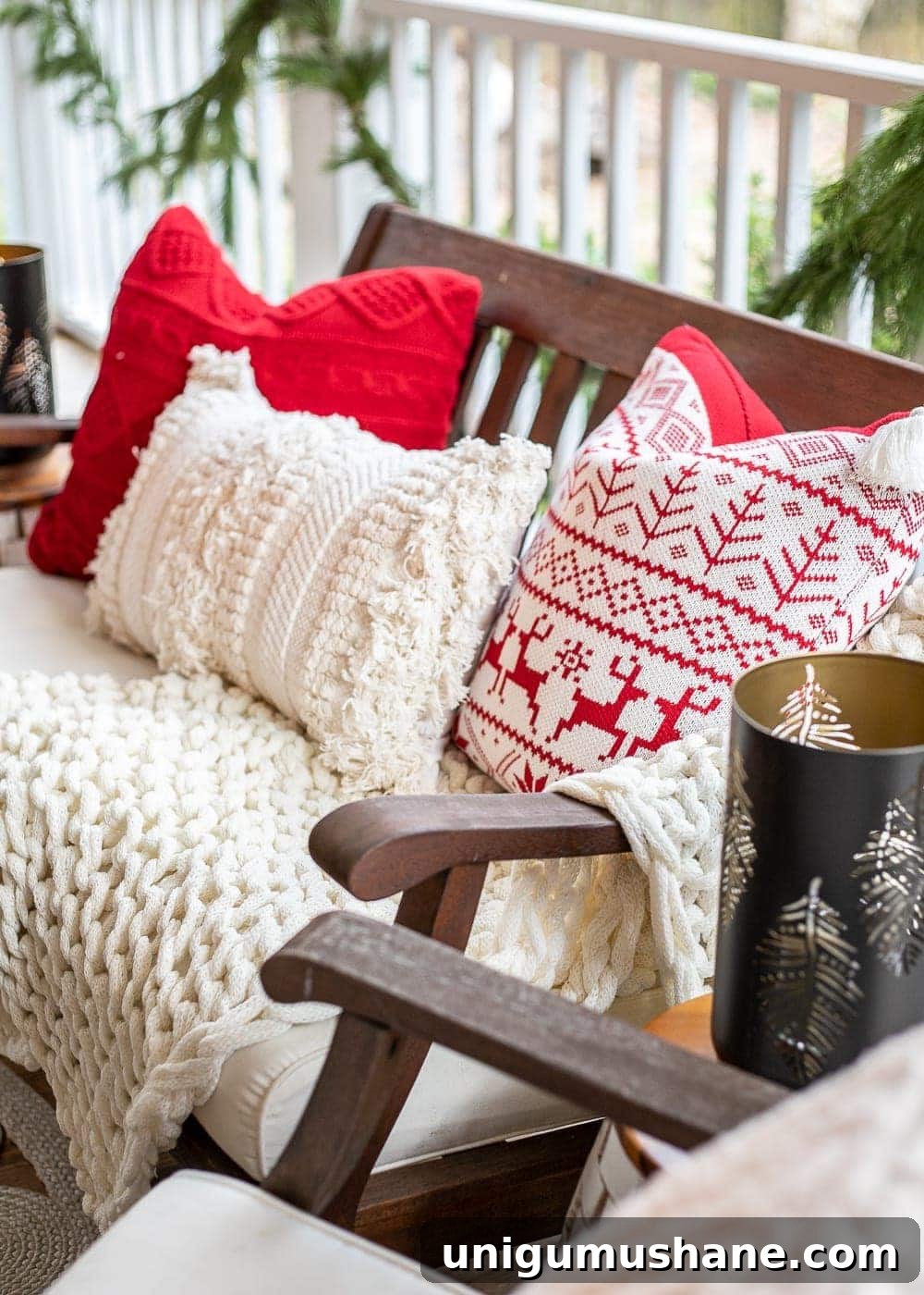 Cozy Christmas Decorating Ideas for Your Back Porch 6 Cozy Christmas pillows and blankets