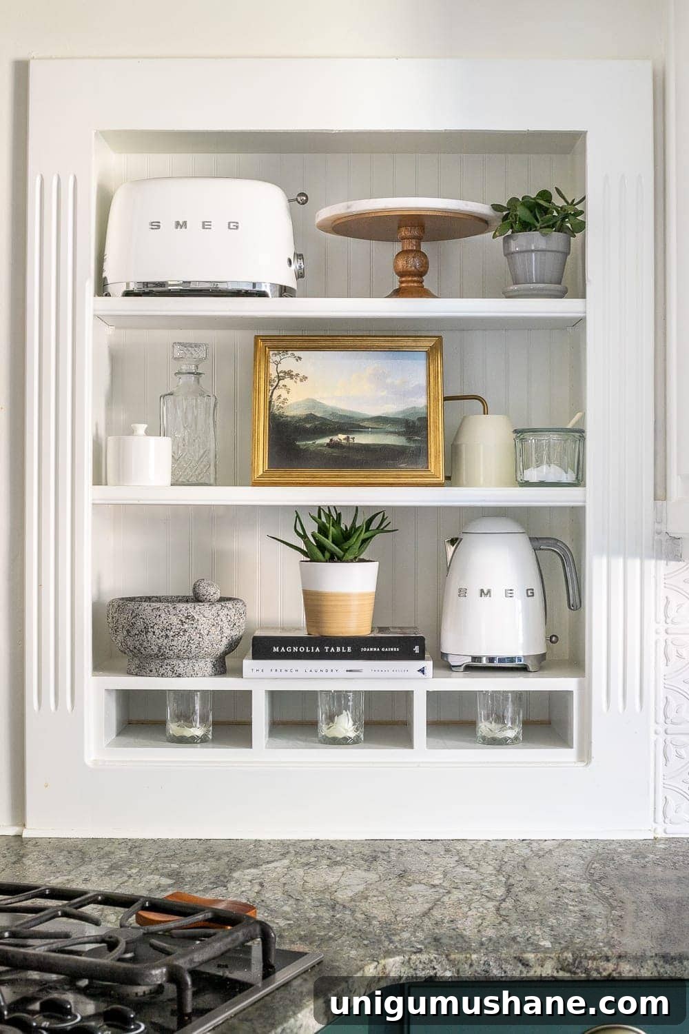 How to Style Shelves for a Polished Look 11 How to Decorate Shelves | 8 tips for decorating shelves to make them look perfectly styled and balanced every single time to make a statement in any room.
