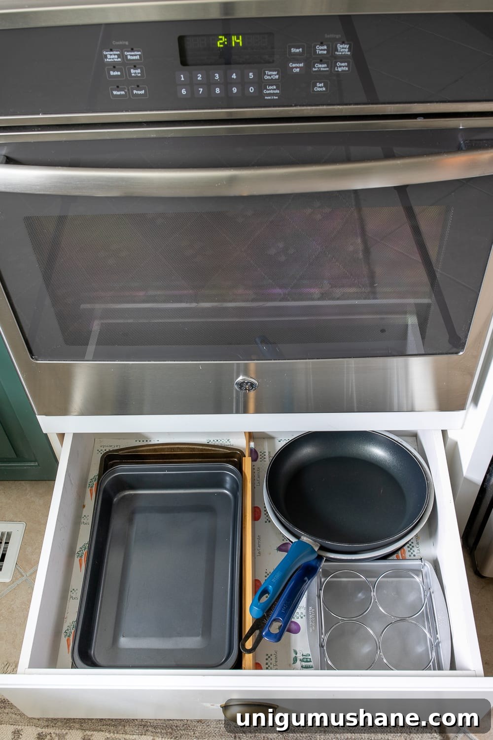 Kitchen Organization Makeover: Smart Storage and Declutter Tips 26 Kitchen Organization Makeover | Pan Drawer Organization