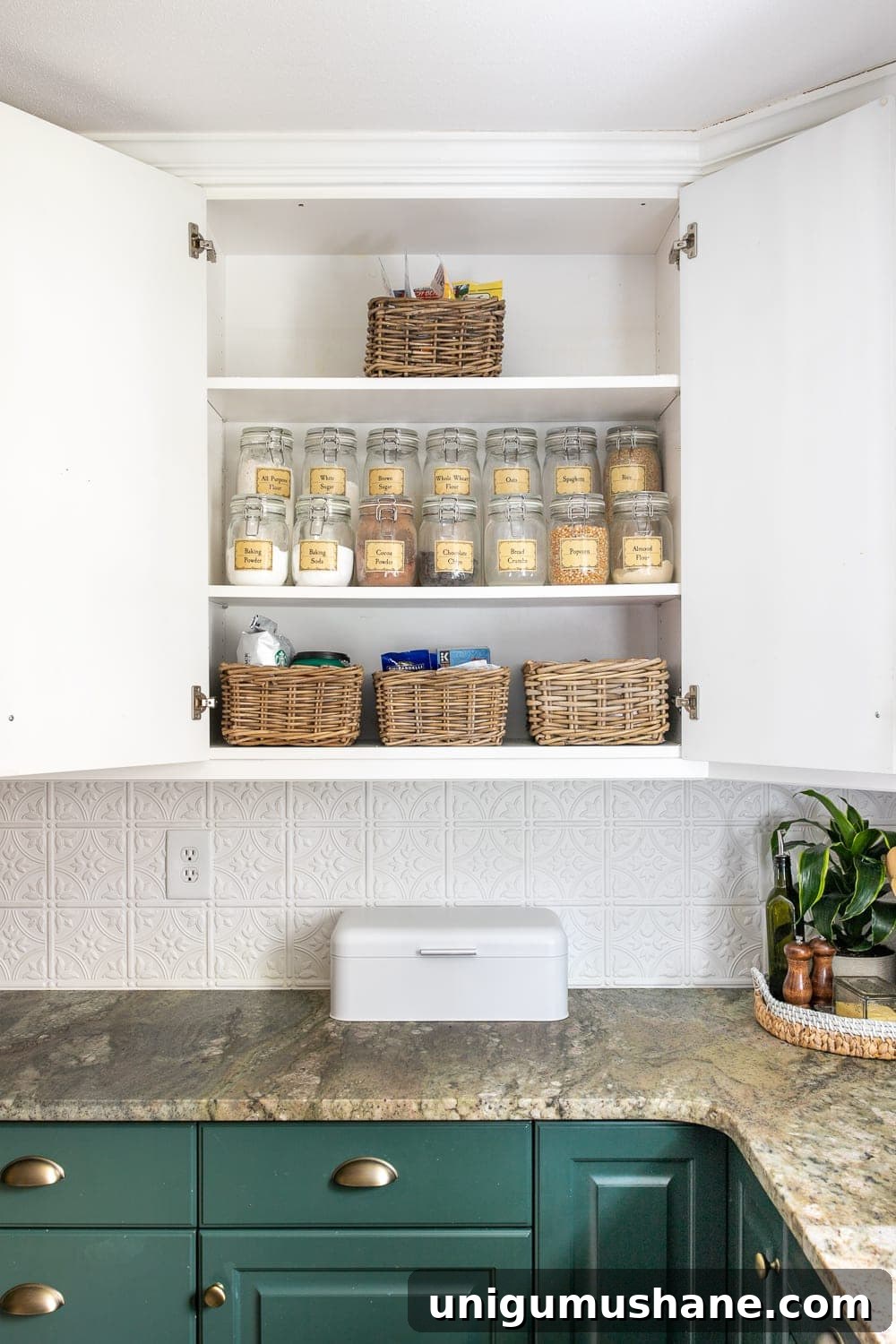 Kitchen Organization Makeover: Smart Storage and Declutter Tips 6 Kitchen Organization Makeover | Pantry Cabinet Organization