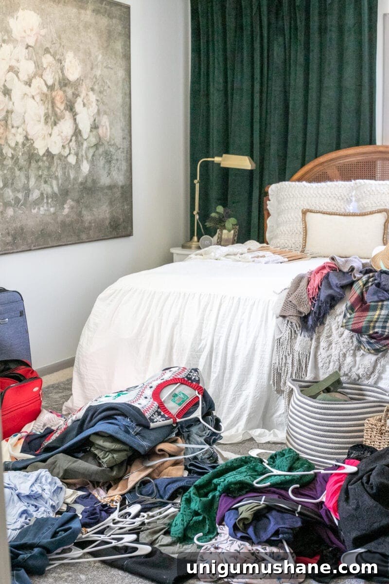 Closet Cleanout Checklist: 10-Step Declutter Plan 7 The Ultimate Closet Cleanout Cheat Sheet | A free printable with the easiest method to help you with closet cleanout to make more space in your wardrobe and leaves you feeling inspired every day.