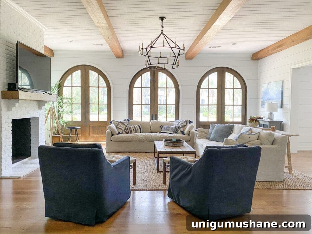 Sea Island Coastal Home Tour: Inside a Lowcountry House 5 Sea Island Coastal House Tour | living room