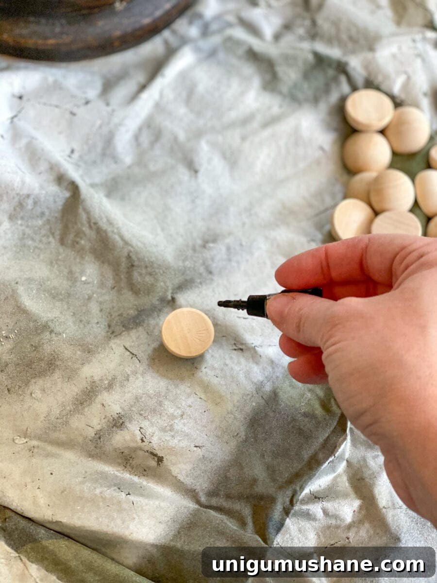 How to Make a Hobnail Glass Vase 3 DIY Hobnail Vase | Anthropologie knock-off