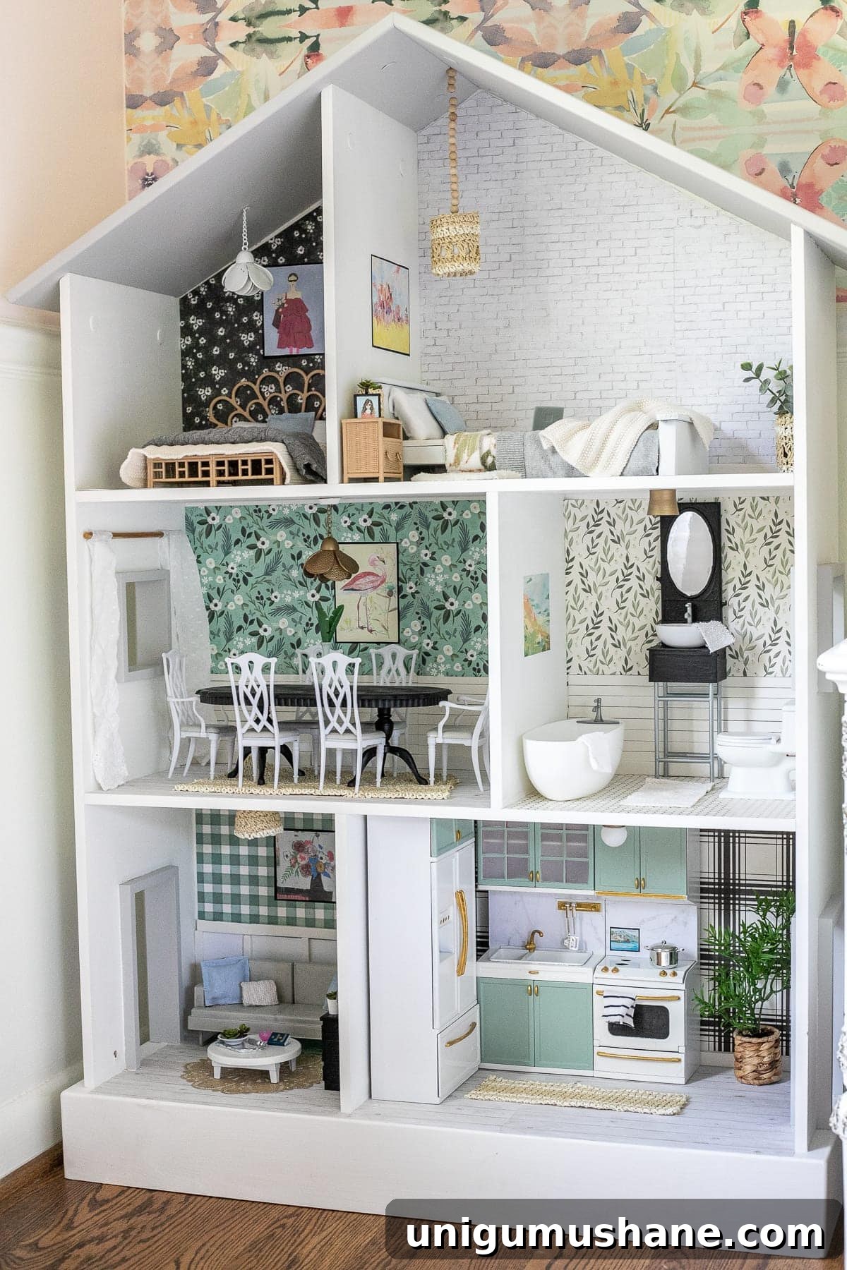 Barbie dollhouse makeover