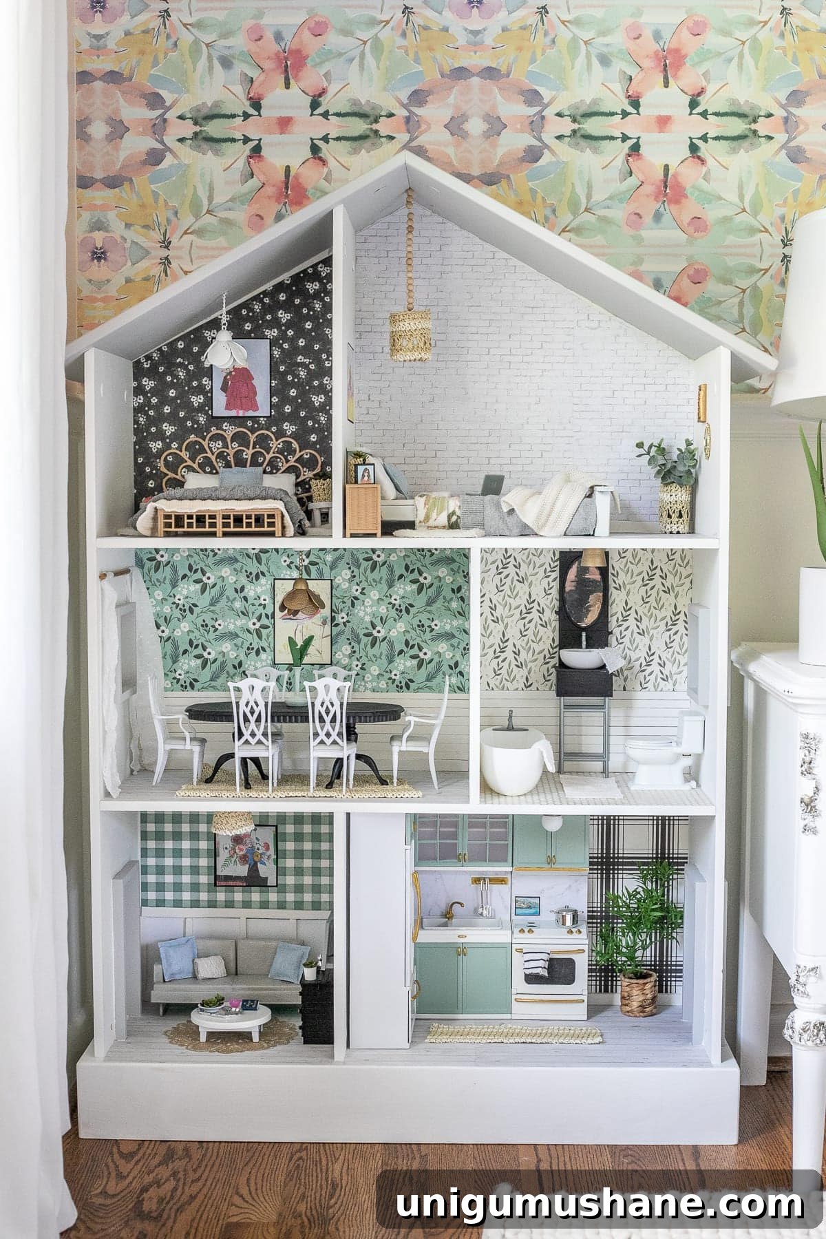 DIY dollhouse using items from around the house