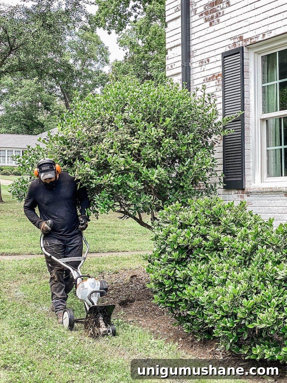 Edging with STIHL Yard Boss