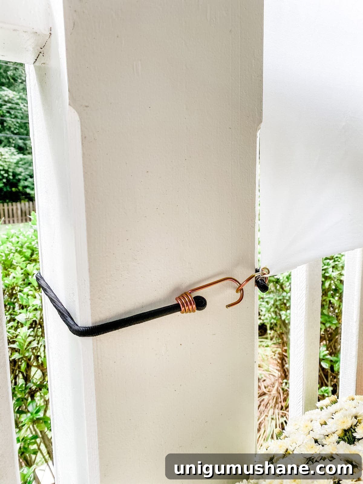 DIY Fall Porch Outdoor Movie Screen and S'mores Table 12 How to make an outdoor movie screen with a shower curtain
