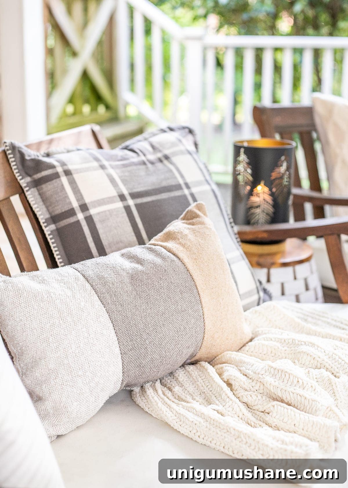 DIY Fall Porch Outdoor Movie Screen and S'mores Table 14 Fall outdoor decor and back porch