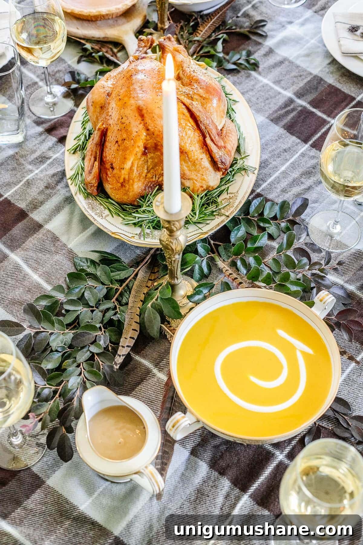 Budget Thanksgiving Table Decor and Printable Cooking Timeline 3 inexpensive Thanksgiving table decor ideas