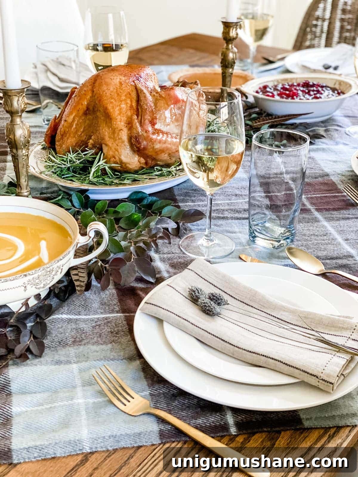 Budget Thanksgiving Table Decor and Printable Cooking Timeline 7 Thanksgiving table place setting