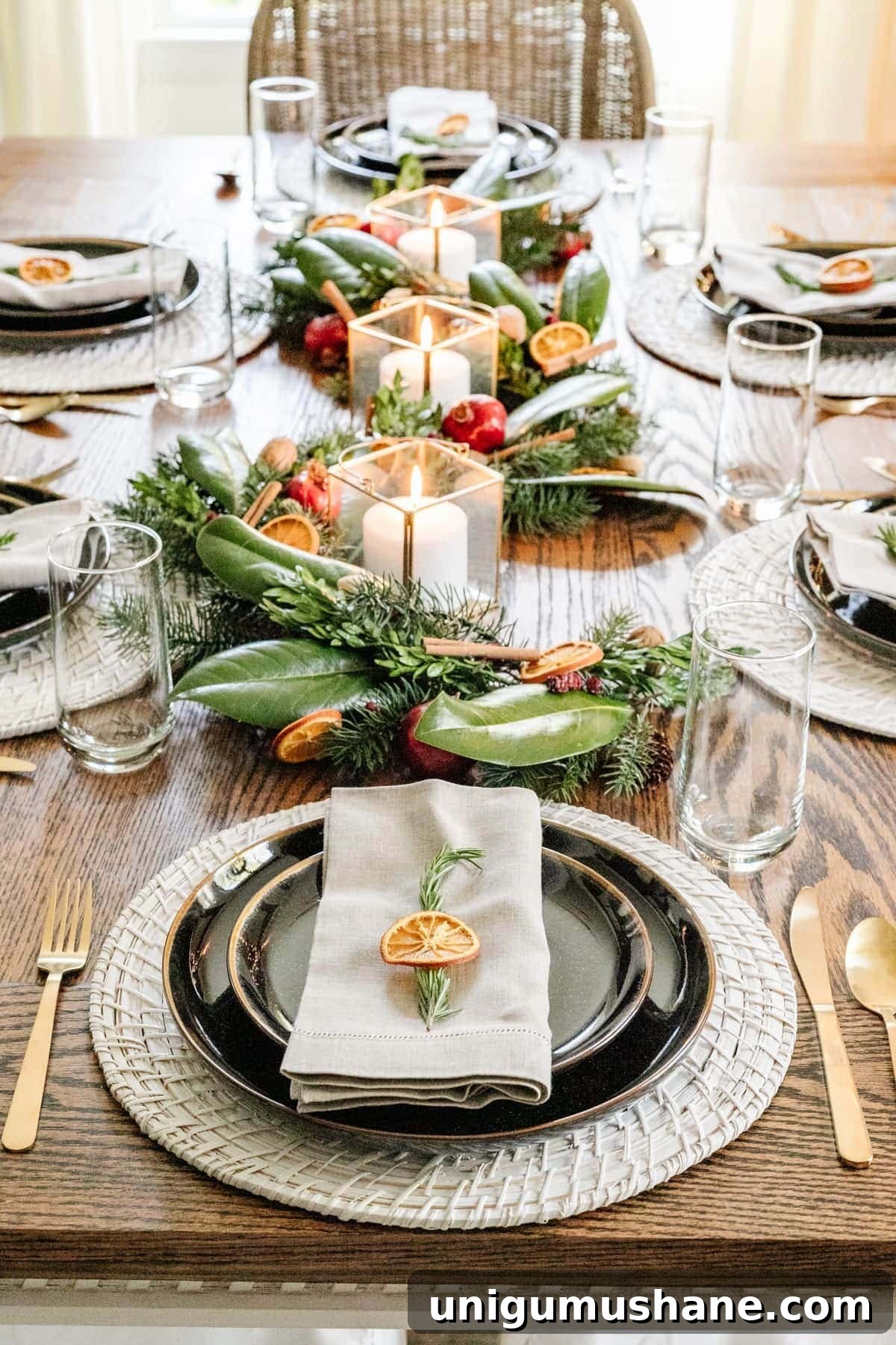 Printable Modern Classic Christmas Dining Room & Sangria Recipe 5 Christmas table centerpiece with fresh leaves and dried citrus
