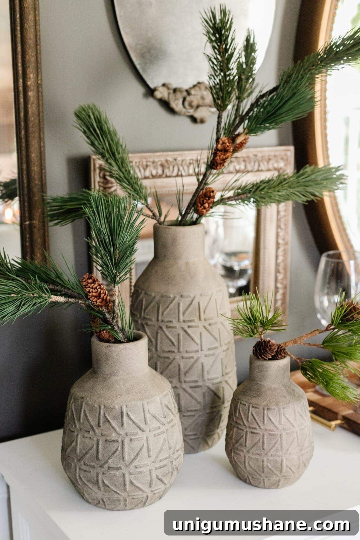 Printable Modern Classic Christmas Dining Room & Sangria Recipe 8 DIY painted stoneware vases