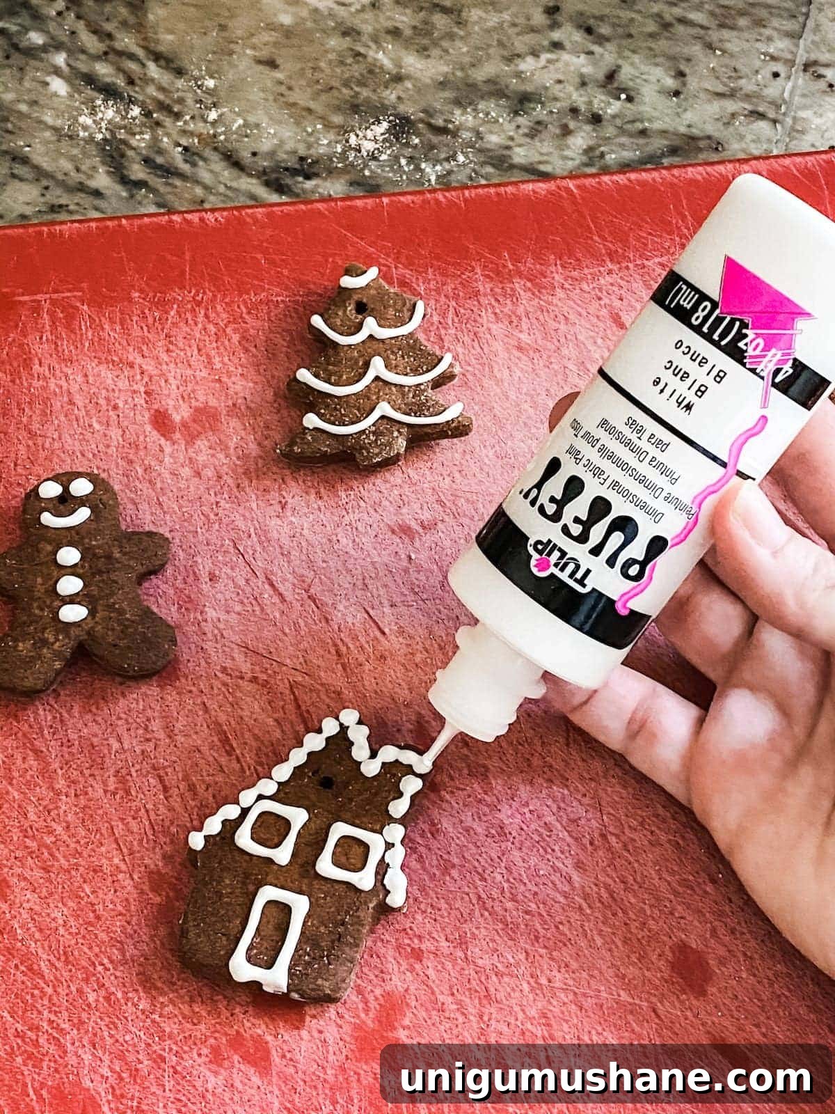 DIY Cinnamon Salt Dough Christmas Ornaments 12 DIY Cinnamon Salt Dough Ornaments | A step-by-step tutorial to make cinnamon salt dough ornaments that look just like gingerbread cookies, smell amazing, and last for years.