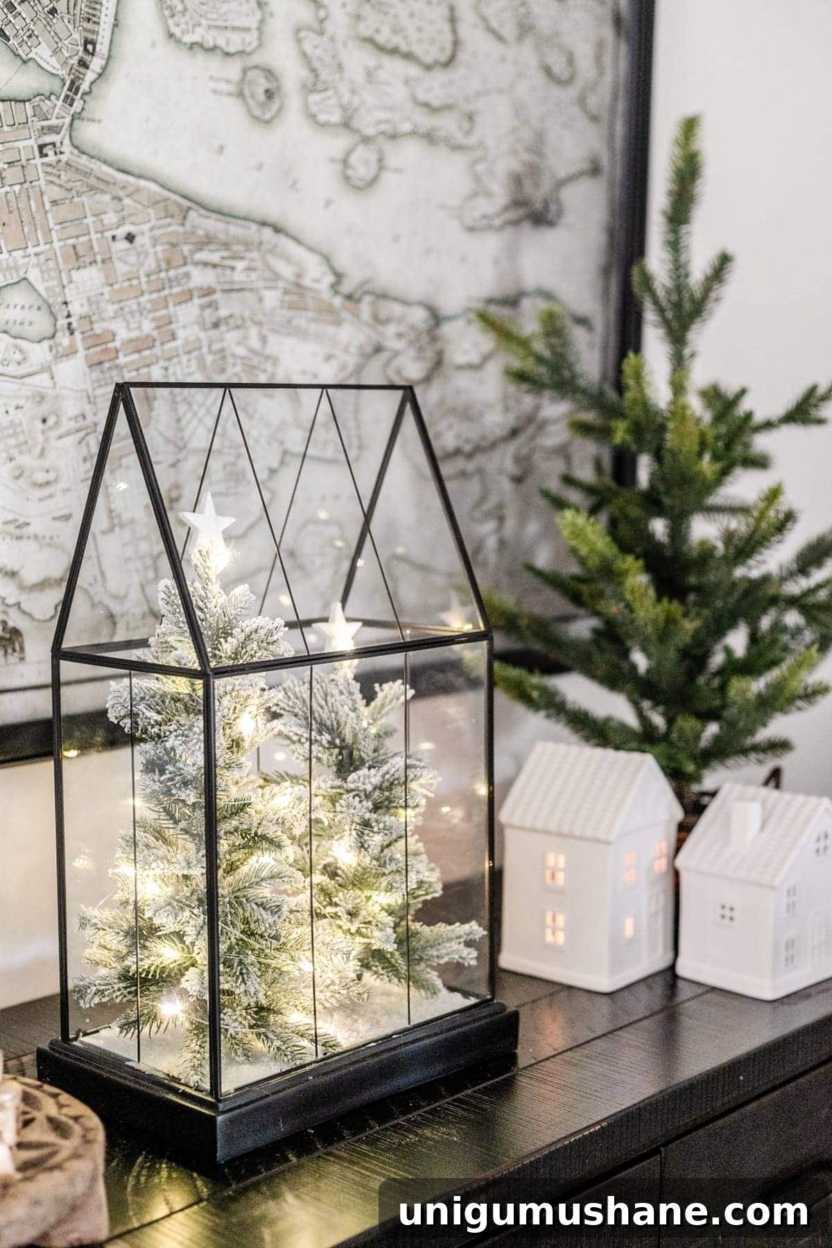 Modern Meets Traditional Christmas Home Tour 8 img 38045 8